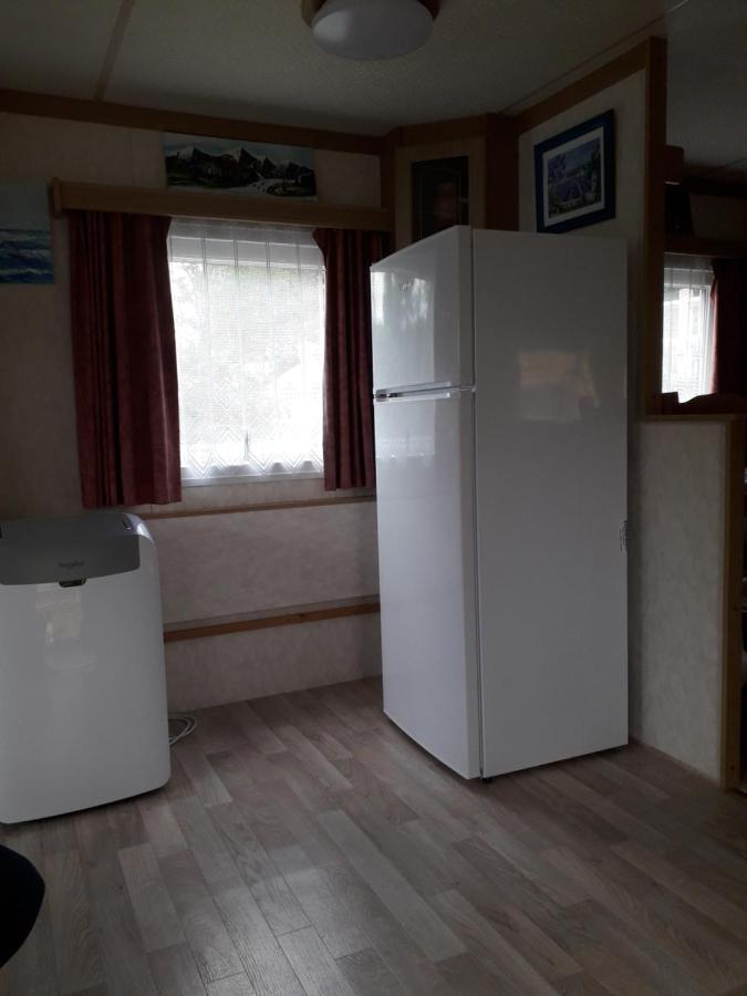 Mobile Home Le Clos De See Chérencé-le-Roussel Dış mekan fotoğraf